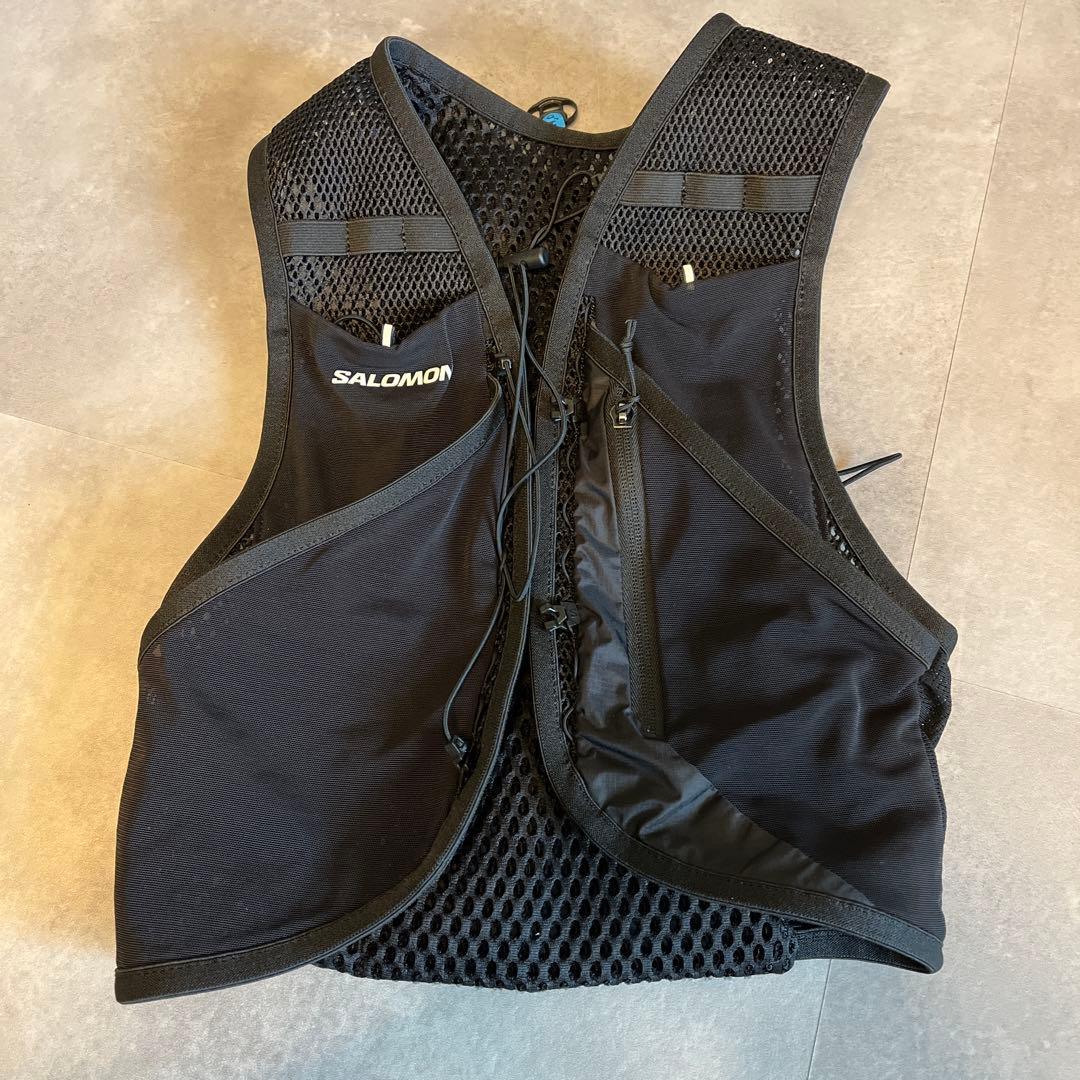 美品　SALOMON アクティブスキン4リットルSサイズ