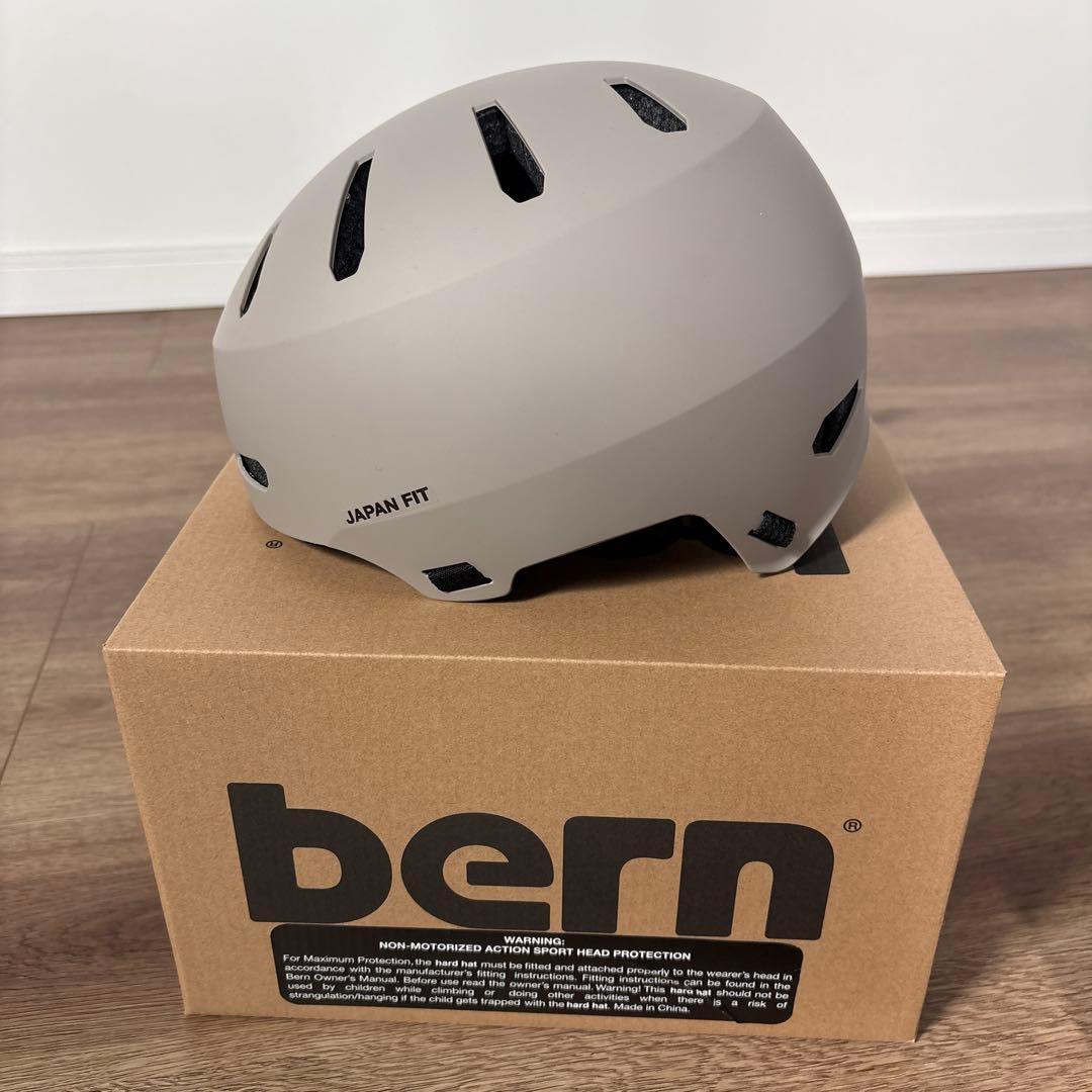 【新品未使用】ヘルメット BERN MACON 2.0サイズM【国内正規品】