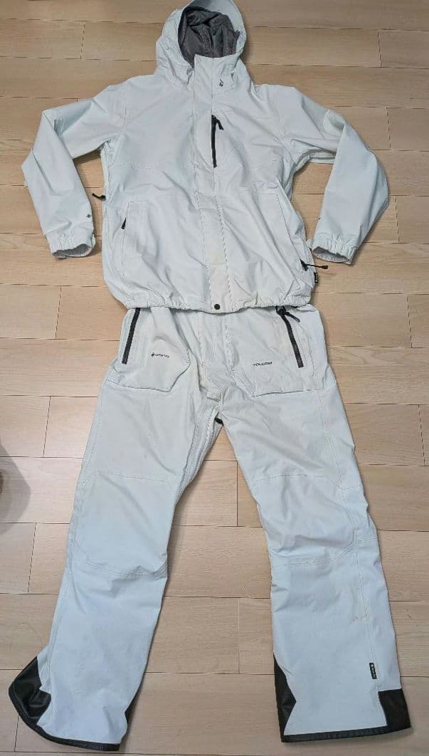 22-23 L-GORE ウェア上下　L　sky　GORE-TEX　VOLCOM