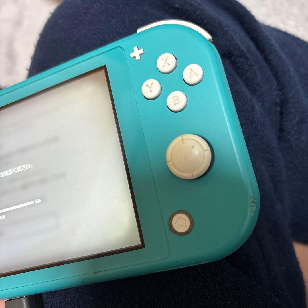 ニンテンドースイッチLITEとマリオのケース